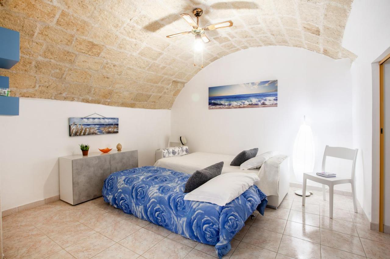 Monopoli Heartbeat - Apartment 200M From Sea Exterior photo